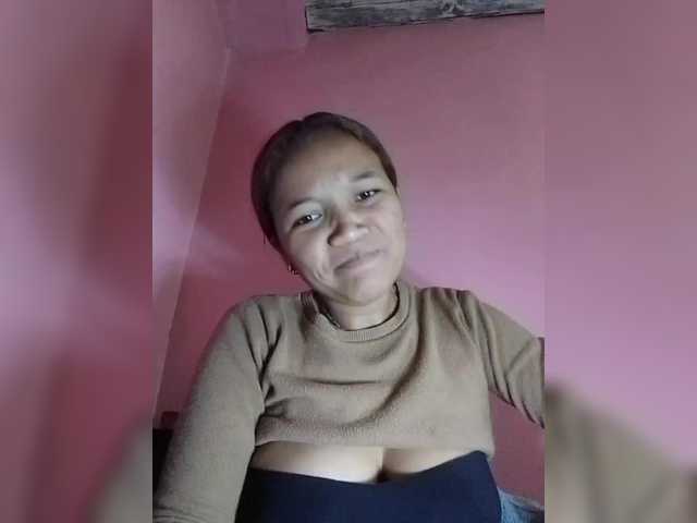 Vaninah live cam on BongaCams