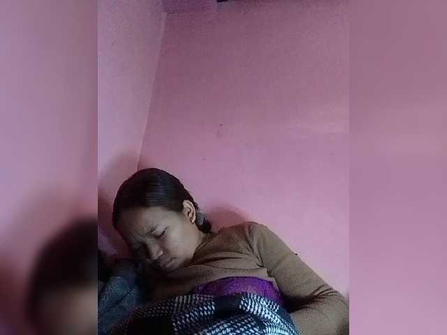 vaninah cam belle