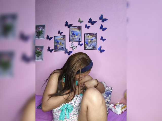 Vaninah live cam on BongaCams