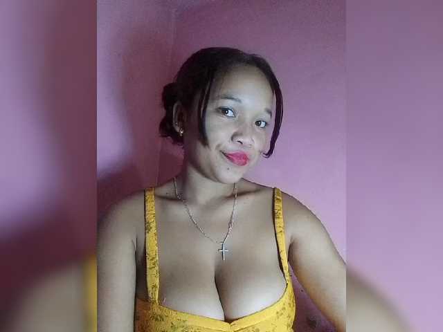 vaninah cam belle