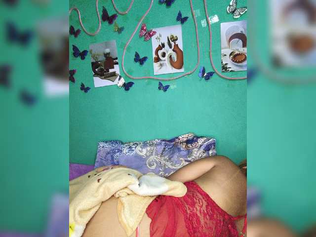 Vaninah live cam on BongaCams