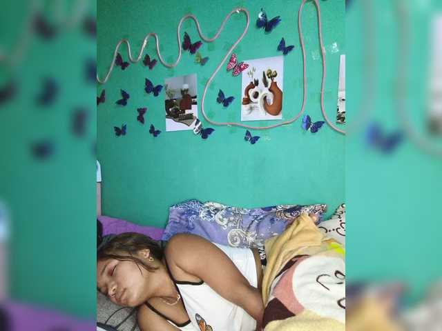 Vaninah live cam on BongaCams