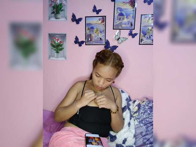 Vaninah live cam on BongaCams