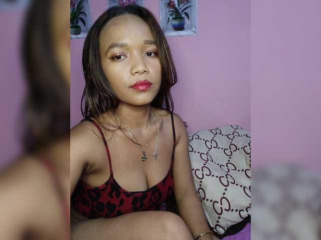 Vaninah live cam