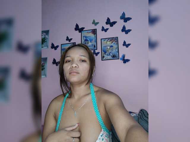 Vaninah live cam on BongaCams