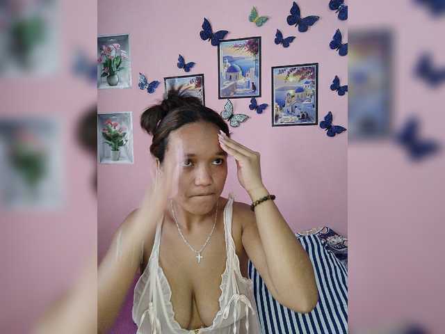 Vaninah live cam on BongaCams