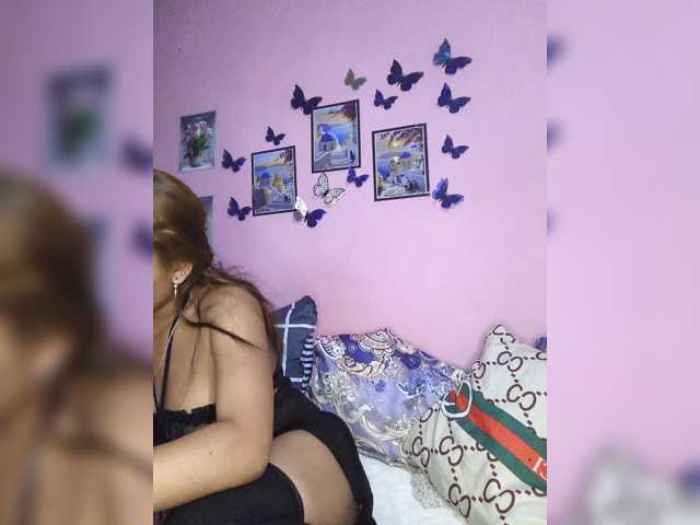 Vaninah live cam on BongaCams