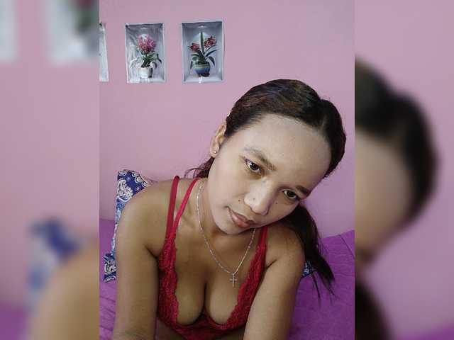 Vaninah live cam on BongaCams