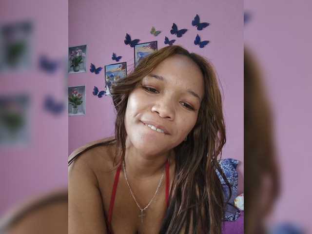 Vaninah live cam on BongaCams