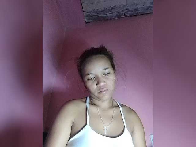 Vaninah live cam on BongaCams