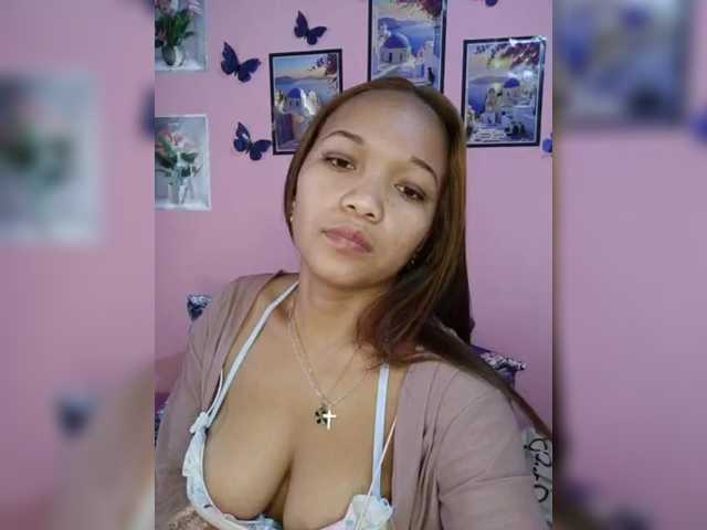 Vaninah live cam on BongaCams