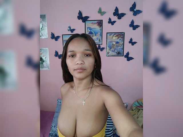 Vaninah live cam on BongaCams