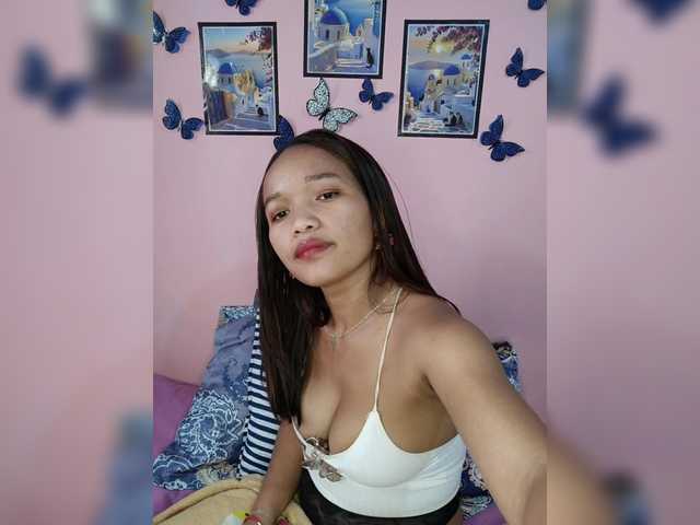 Vaninah live cam on BongaCams