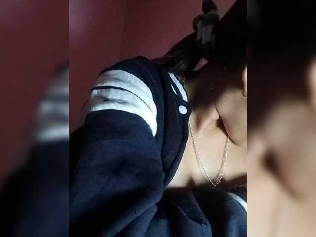 Vaninah live cam on BongaCams