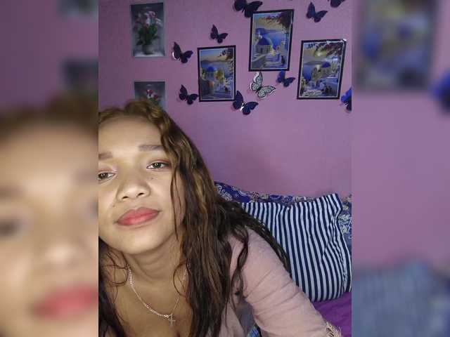 Vaninah live cam on BongaCams