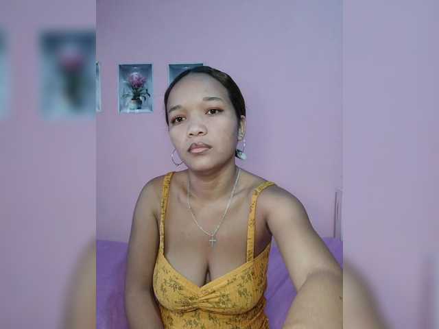Vaninah live cam on BongaCams