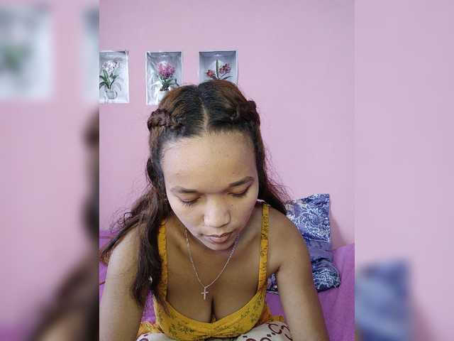 Vaninah live cam on BongaCams