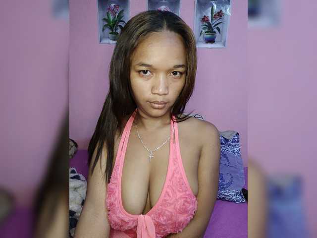 Vaninah live cam on BongaCams
