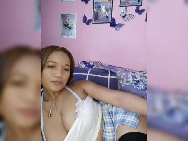 Vaninah live cam on BongaCams