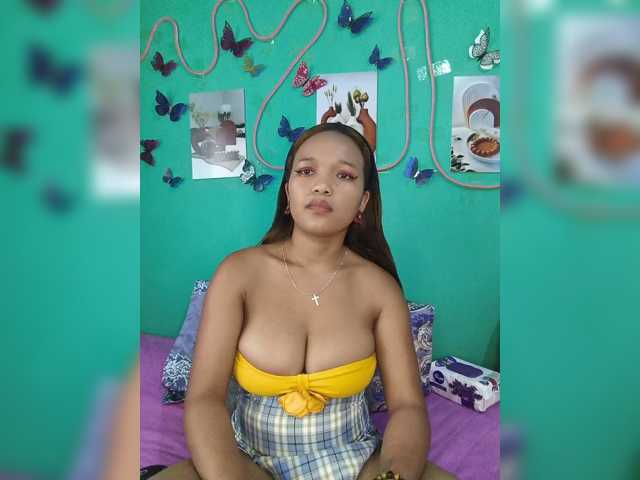 Vaninah live cam on BongaCams