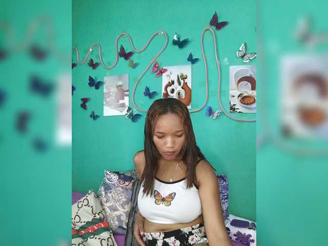 Vaninah live cam on BongaCams