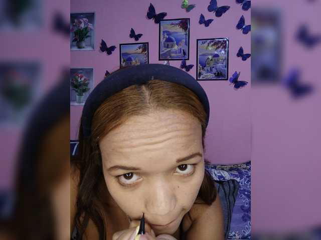 Vaninah live cam on BongaCams