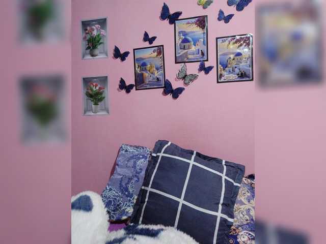 Vaninah live cam on BongaCams