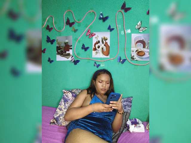 Vaninah live cam on BongaCams