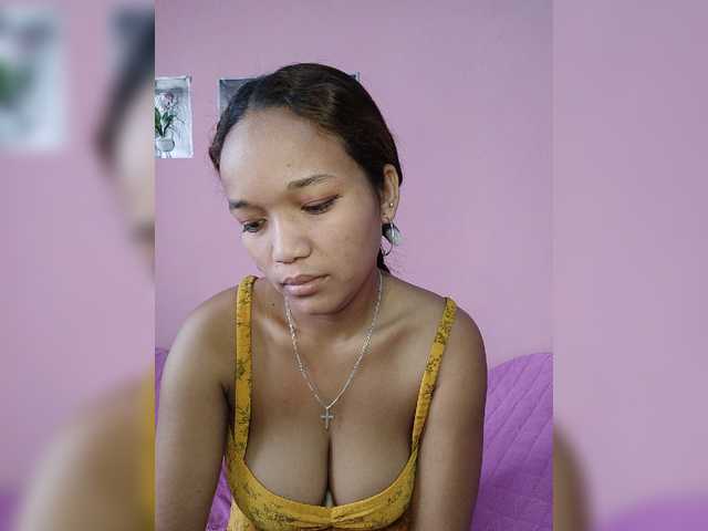 Vaninah live cam on BongaCams