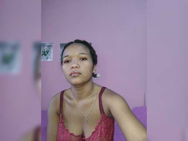 Valentina22 live webcam show