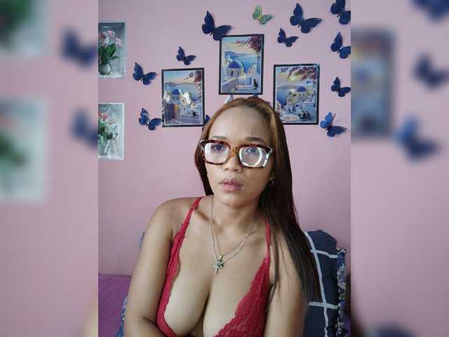 Vaninah live cam on BongaCams