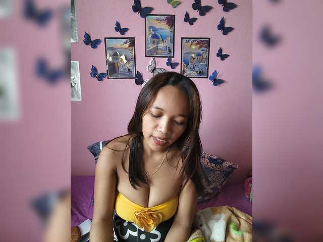 Vaninah live cam on BongaCams