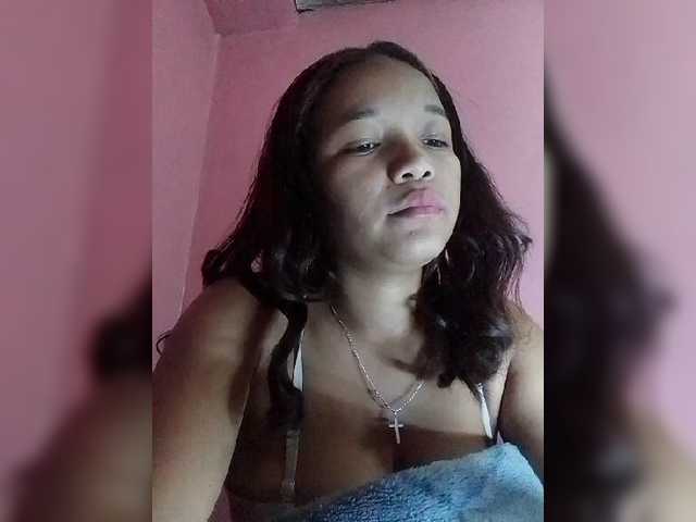 Vaninah live cam on BongaCams