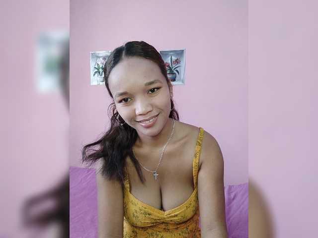 Vaninah live cam on BongaCams