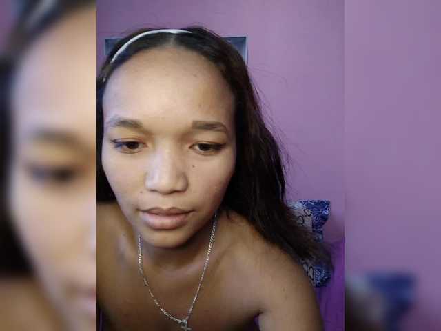 Vaninah live cam on BongaCams