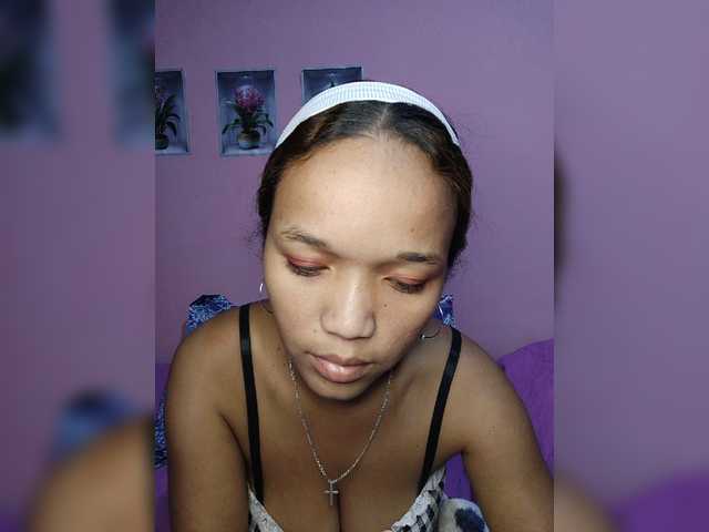 Vaninah live cam on BongaCams