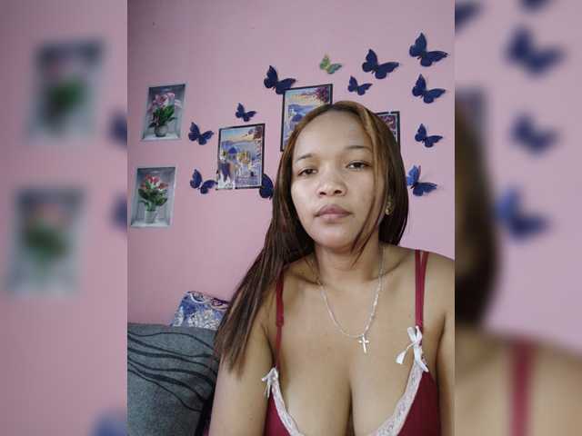 Vaninah live cam on BongaCams