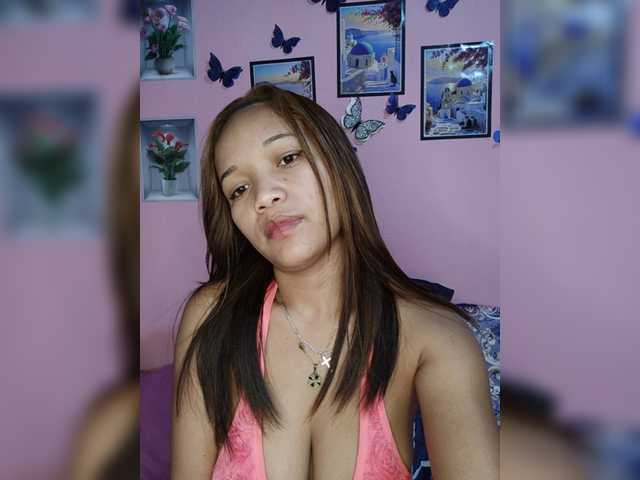 Vaninah live cam on BongaCams