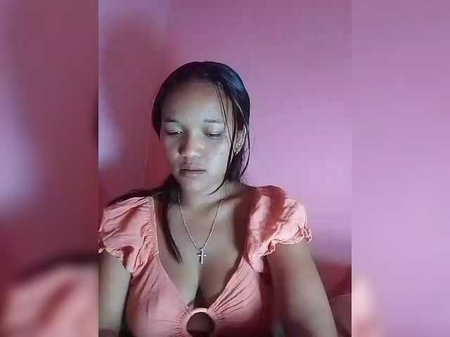 Vaninah's BongaCams show and profile