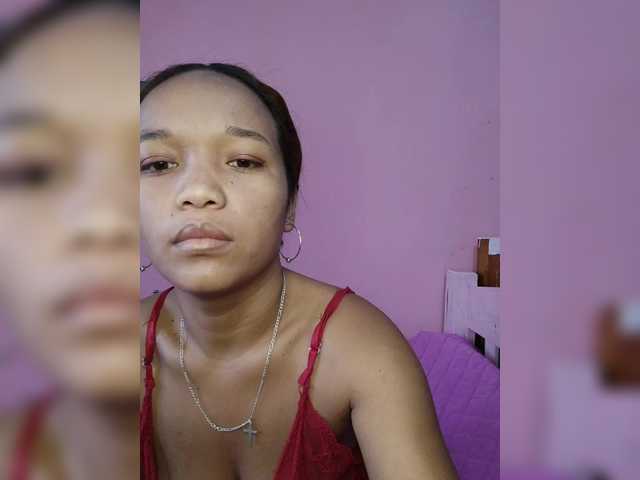 Vaninah live cam on BongaCams