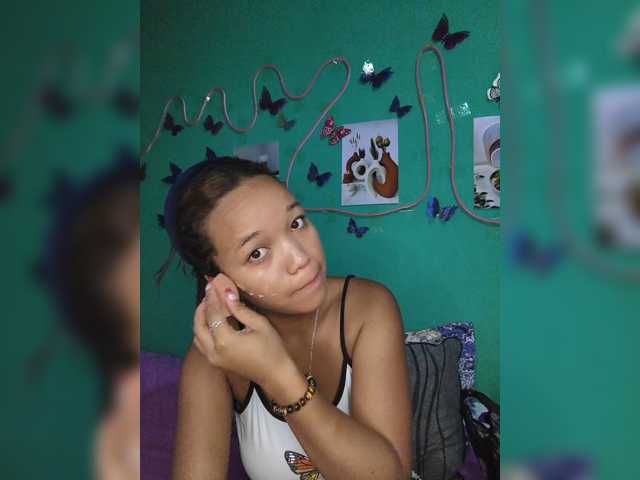 Vaninah live cam on BongaCams