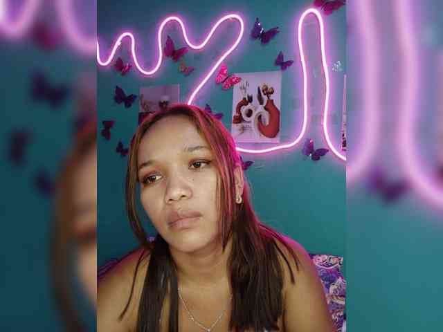 Model: Valentina22