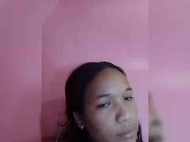 Modelo: Vaninah