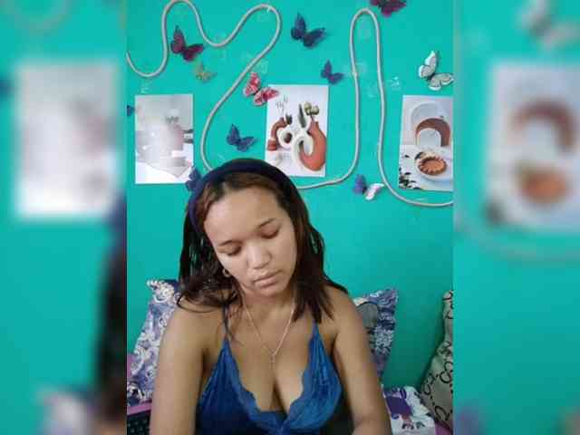 Vaninah's webcam live show