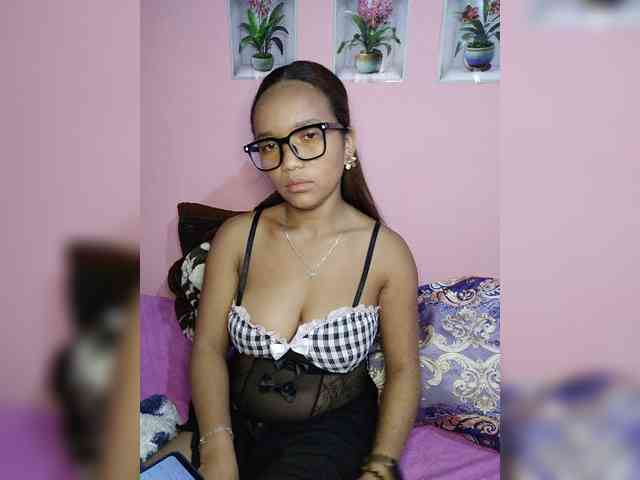 Valentina22 webcam