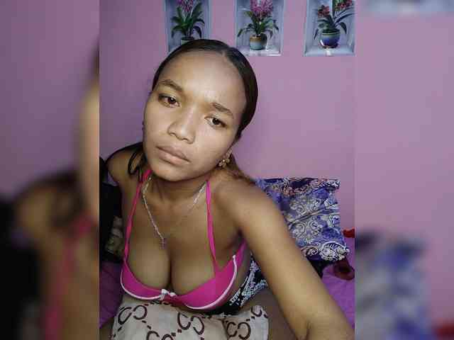 Valentina22 webcam