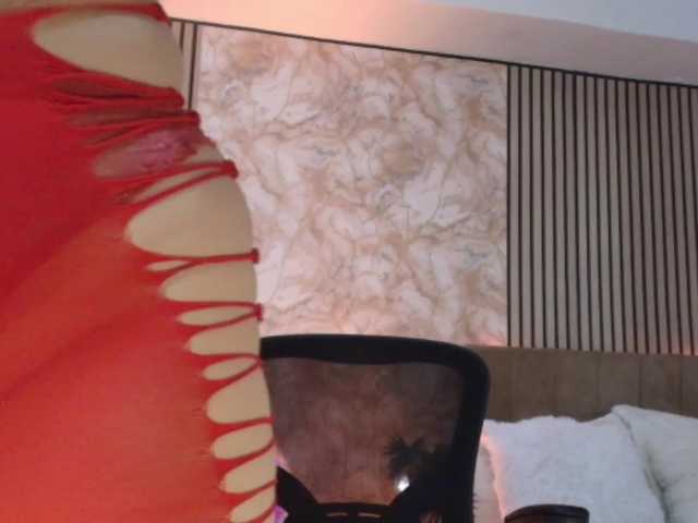 juliramirez2 live cam on BongaCams