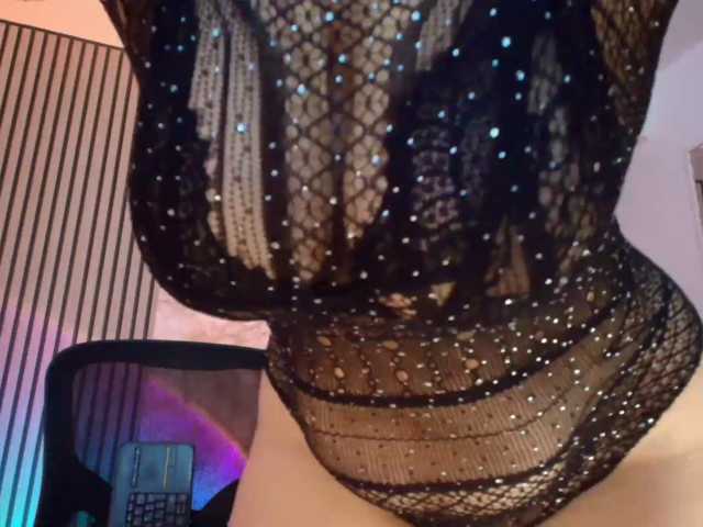 juliramirez2 live cam on BongaCams