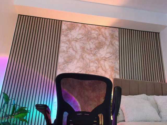 juliramirez2 live cam on BongaCams