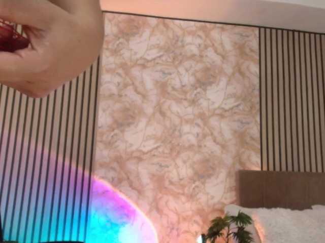 juliramirez2 live webcam show